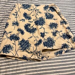 Abercrombie & Fitch Cream Skirt